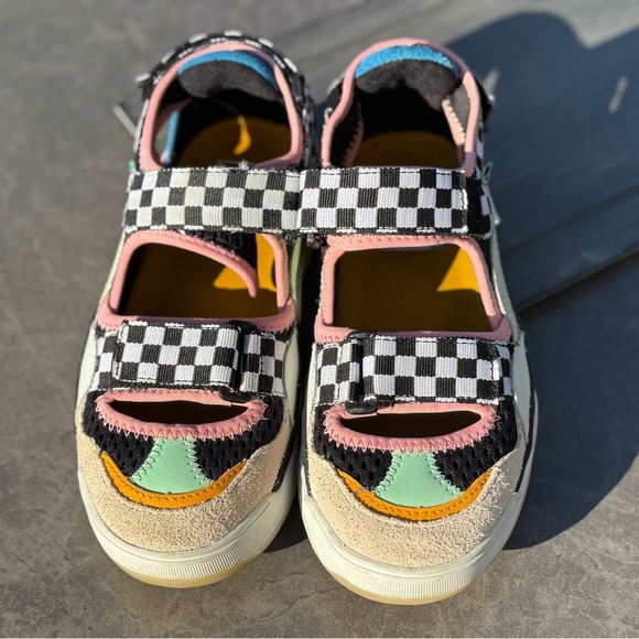 VANS VARI MULTI CHECKERBOARD VELCRO SNEAKERS - Picture 3 of 10